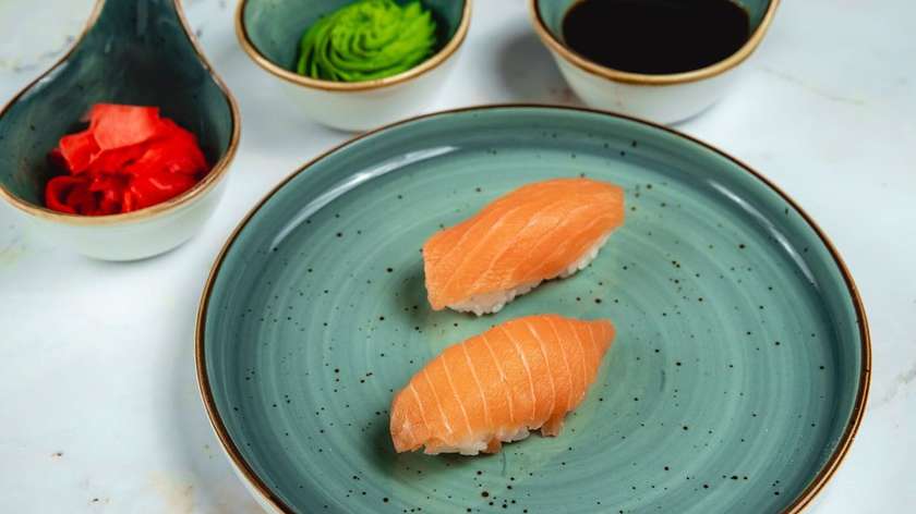 Salmon Nigiri (2 əd.)
