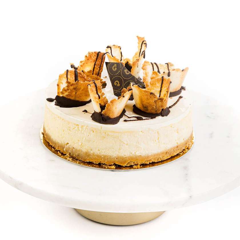 Cheesecake with Sour Cream Topping (850g)