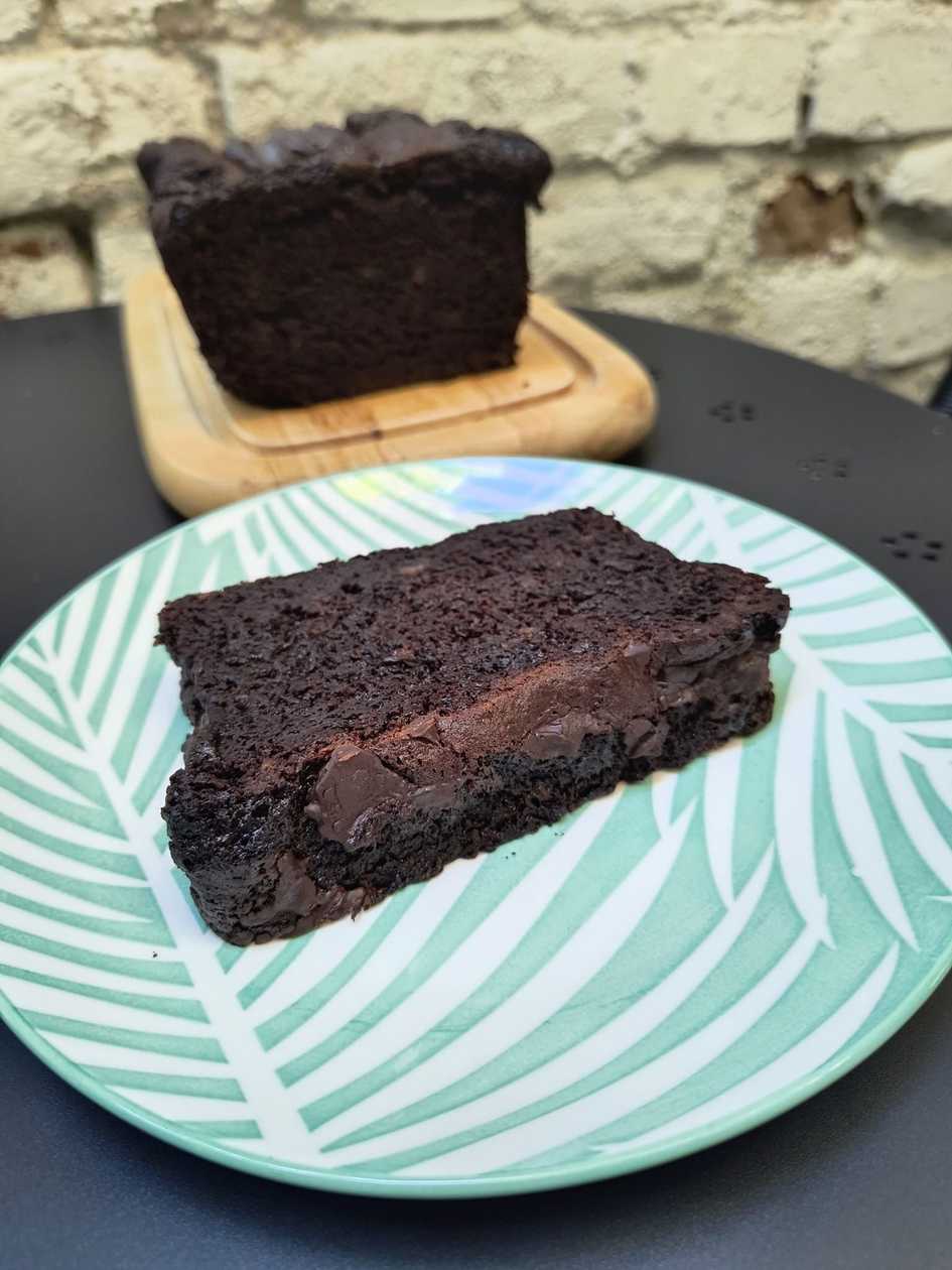 Banana bread vegana cu ciocolata