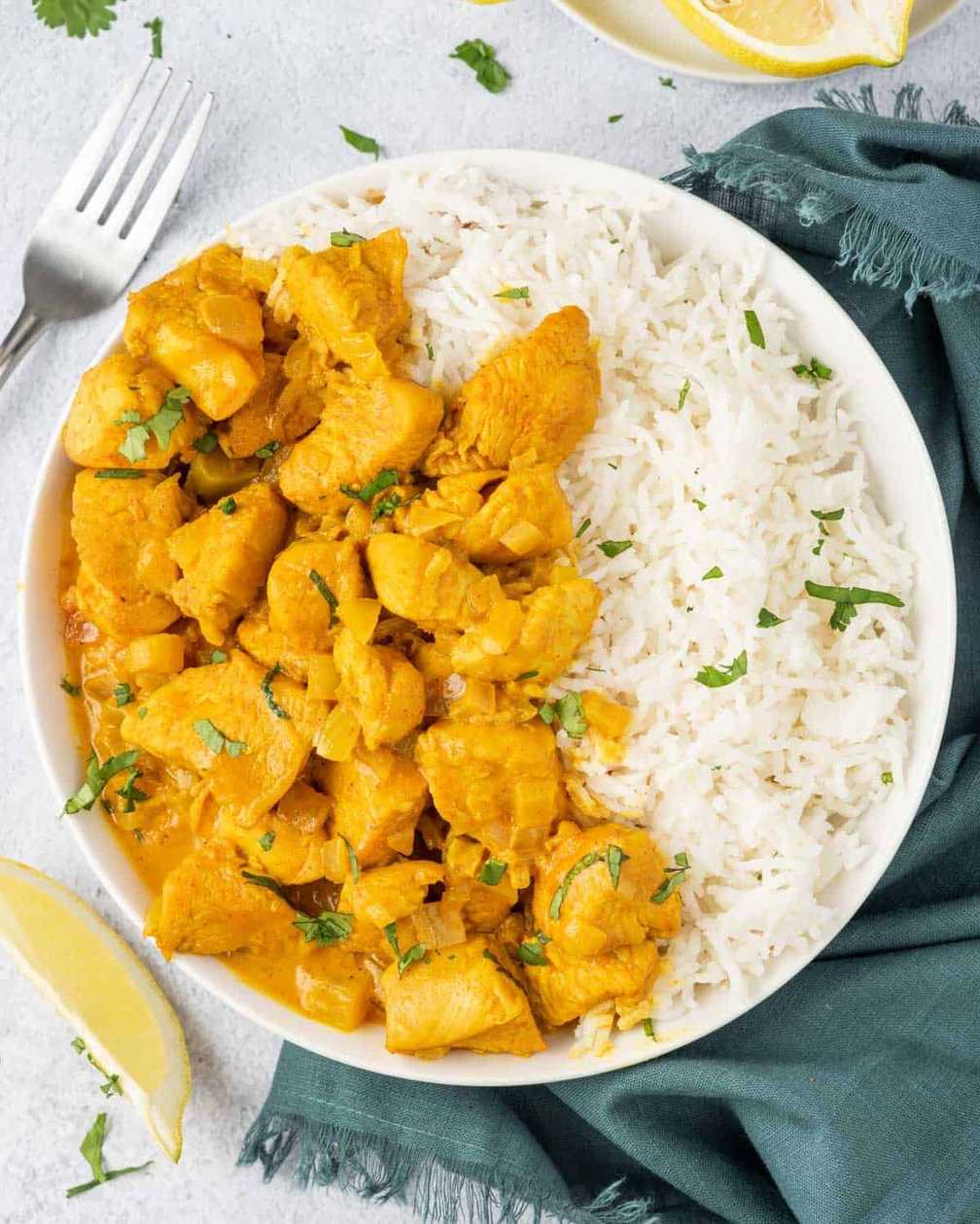 🎁 2X1 Chicken Curry with rice