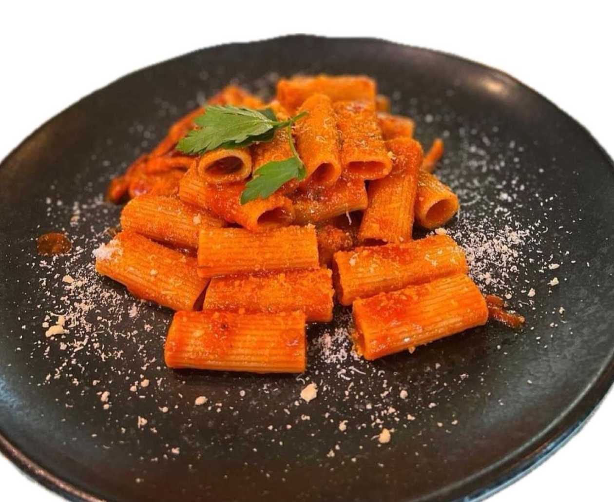 Rigatoni all`amatriciana