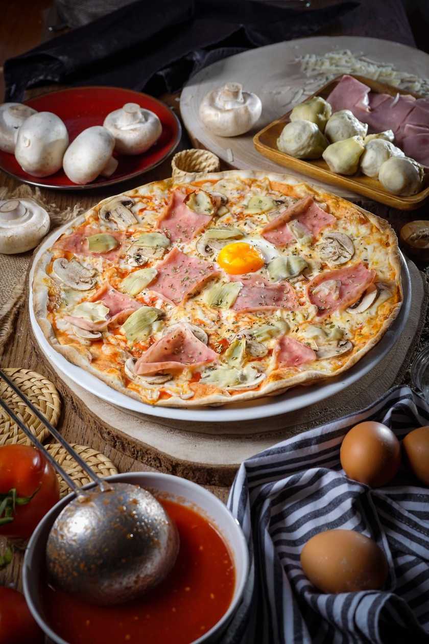 Small Dom Pepe Pizza (24cm)
