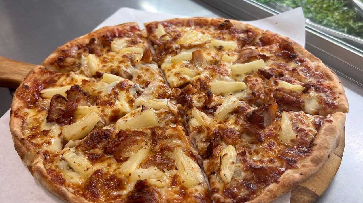 Chicken Hawaiian Pizza