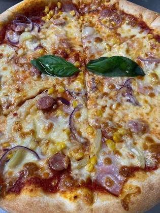Romanian pizza