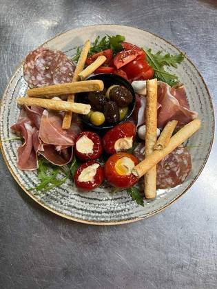 Vino antipasti