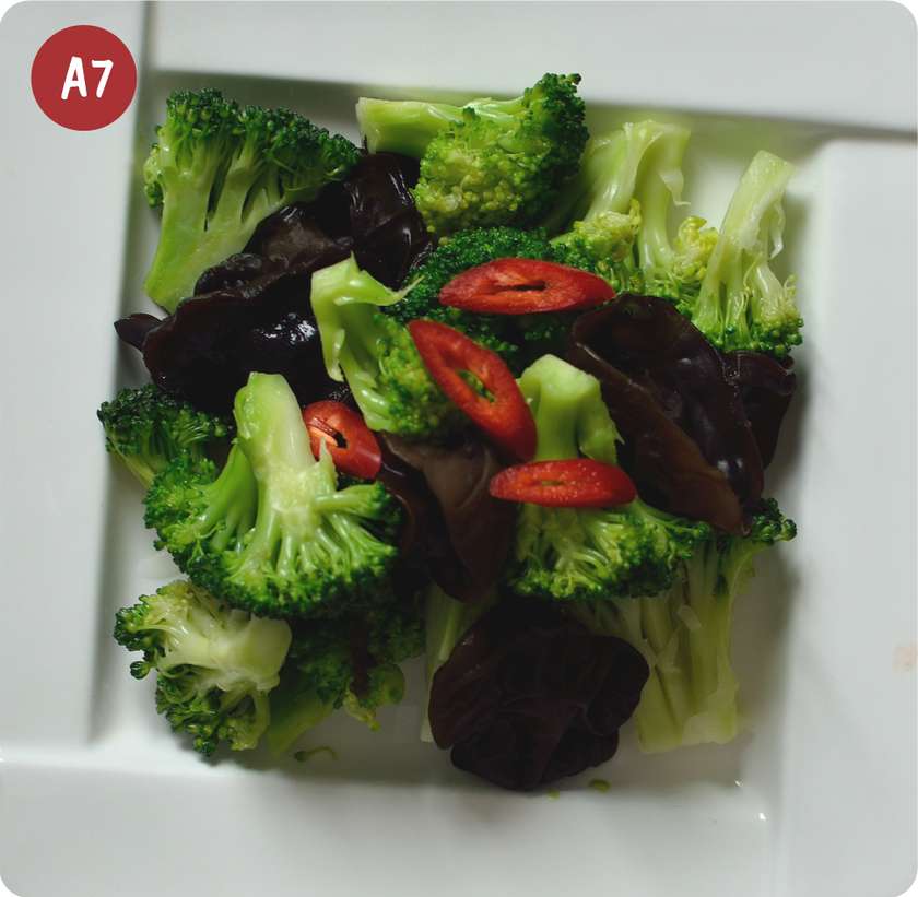 Salată de broccoli