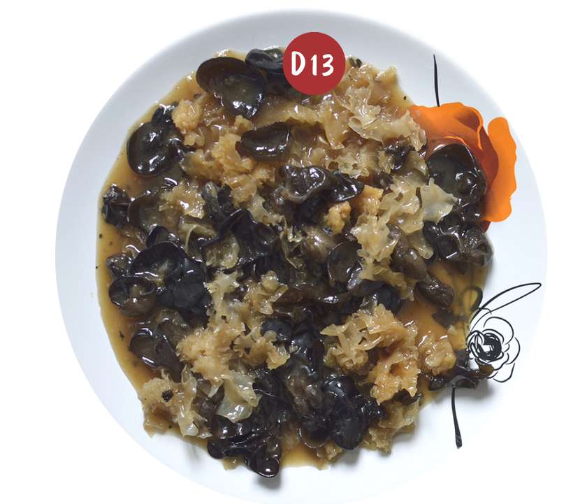 Ciuperci chinezeşti negre şi albe