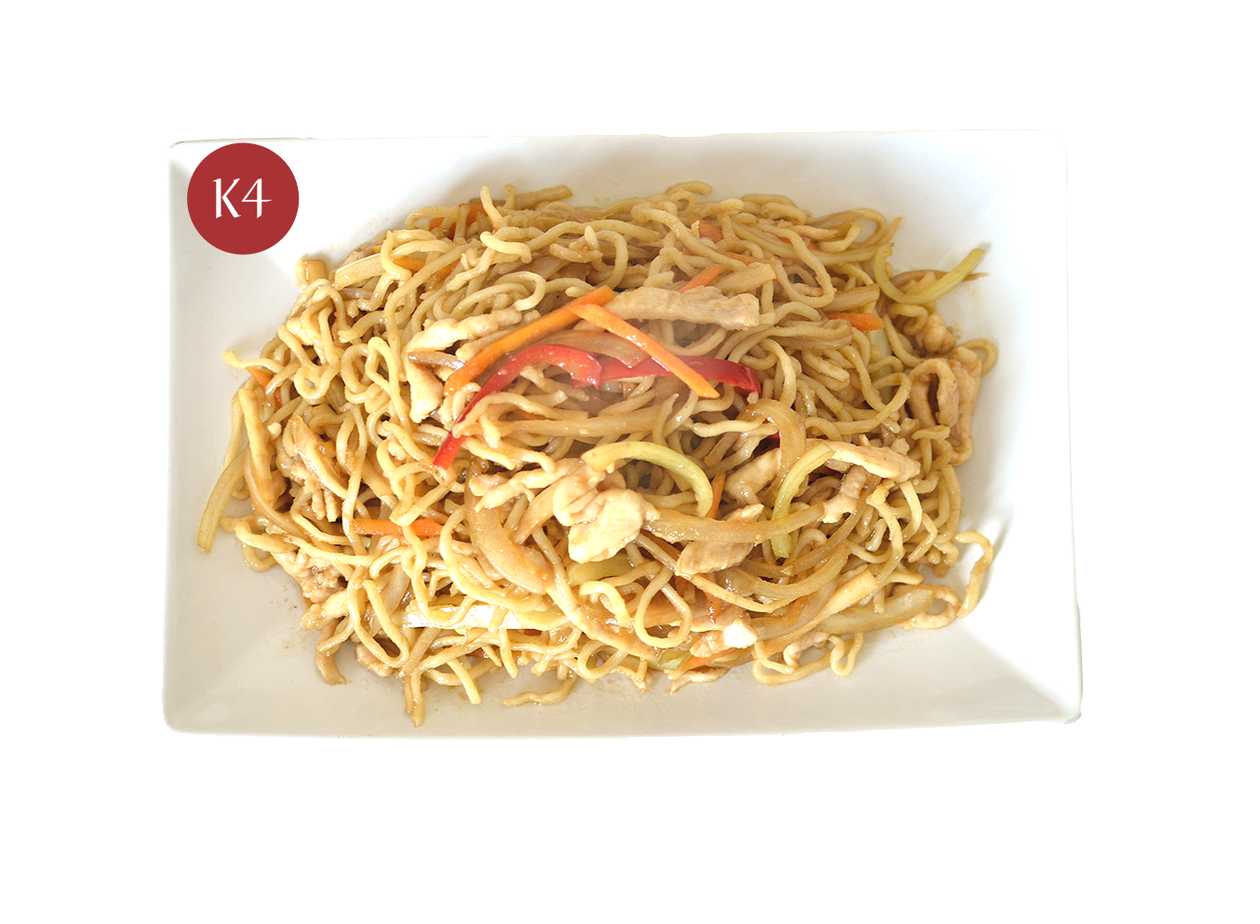 Spaghete cu pui şi legume