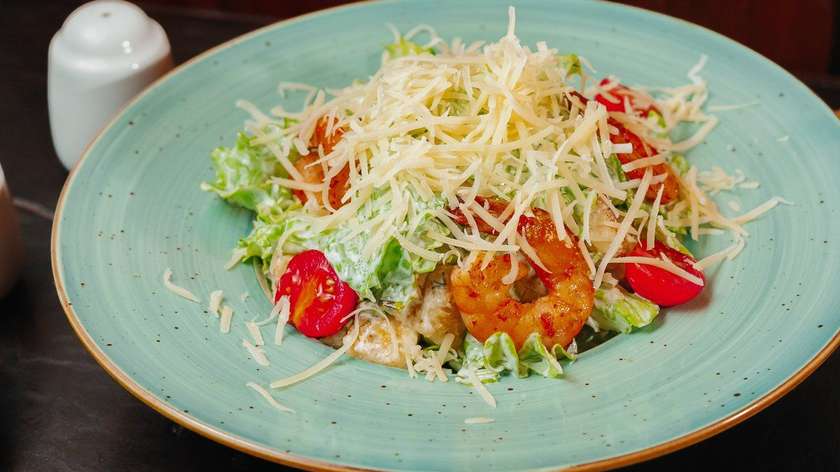 Caesar Salad with Shrimps