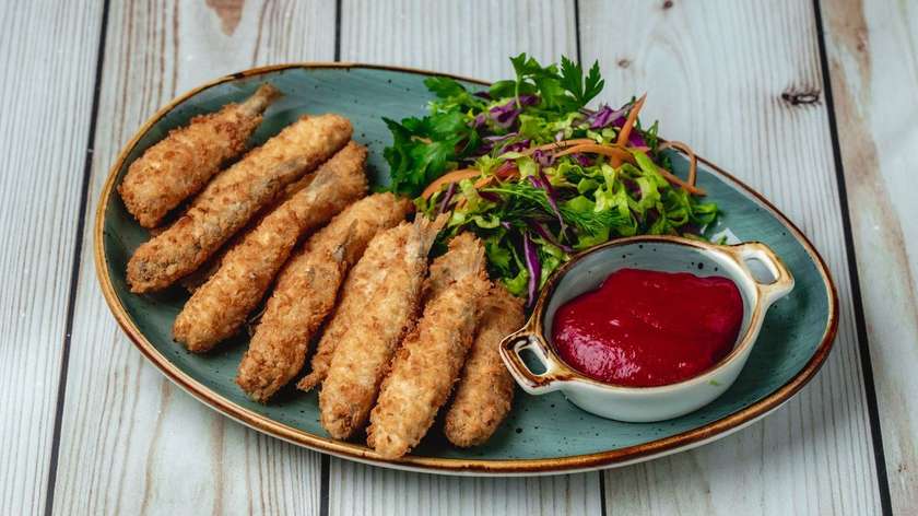Sprat in Batter or Crumbs (8 pcs)