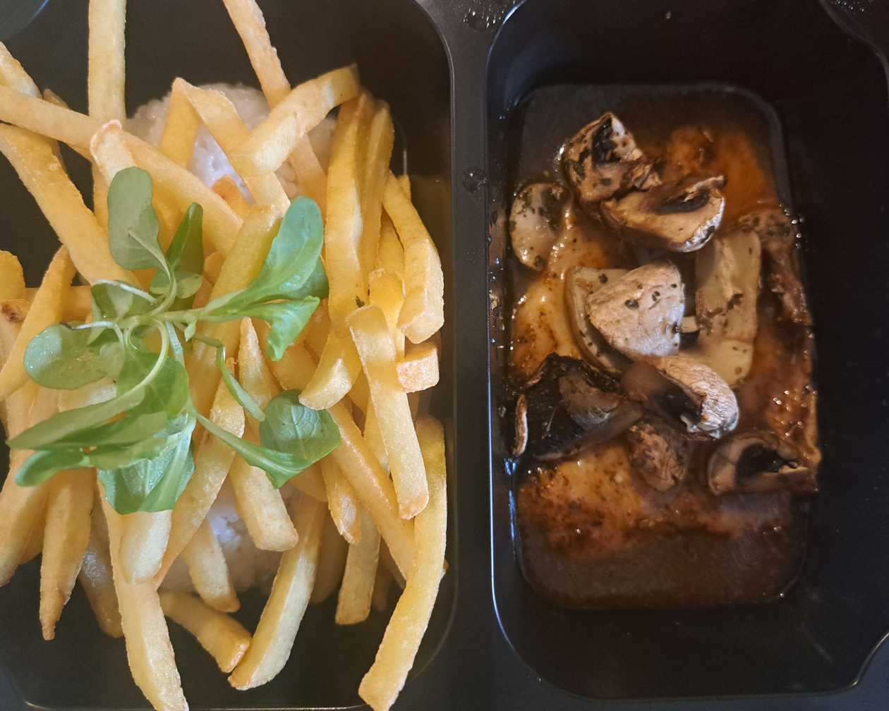 Chicken Steak with Grilled Mushrooms, Rice/Fries