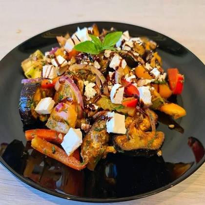 Salad with Crispy Eggplant and Feta Cheese with Special Sauce