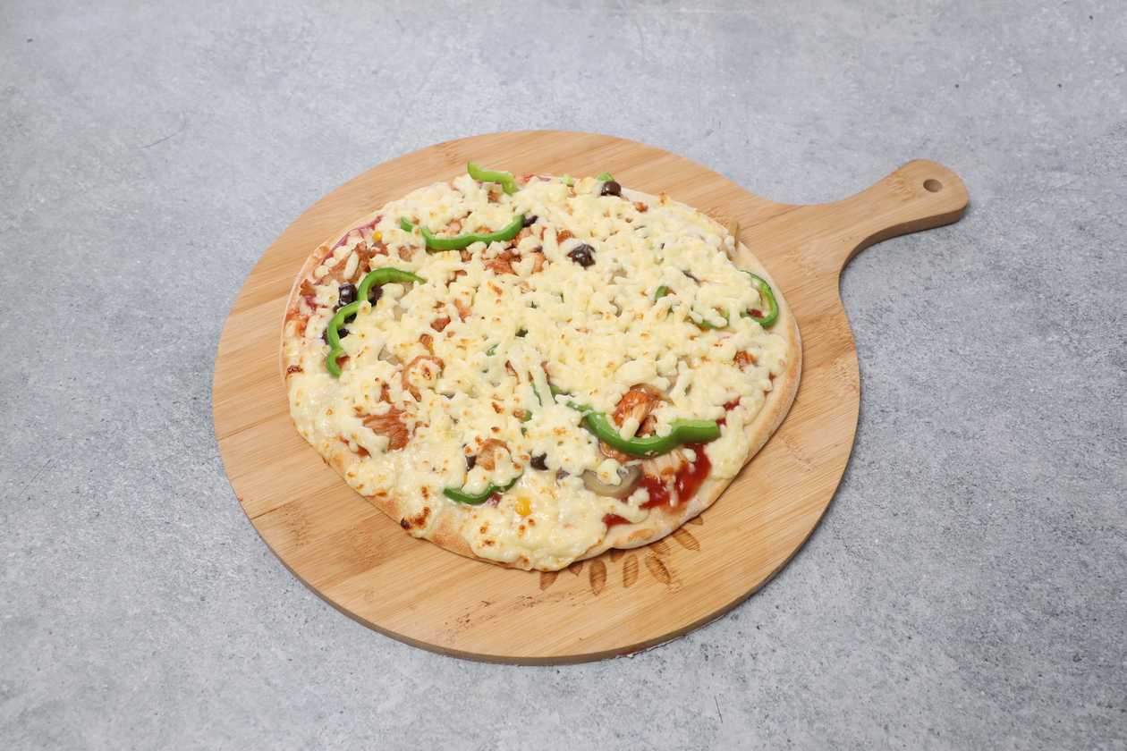 Пицца с курицей