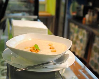 Zucchini cream soup
