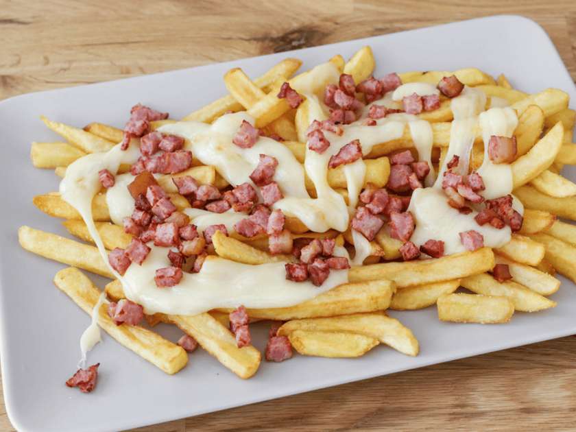 Batata Frita c/ Queijo e Bacon