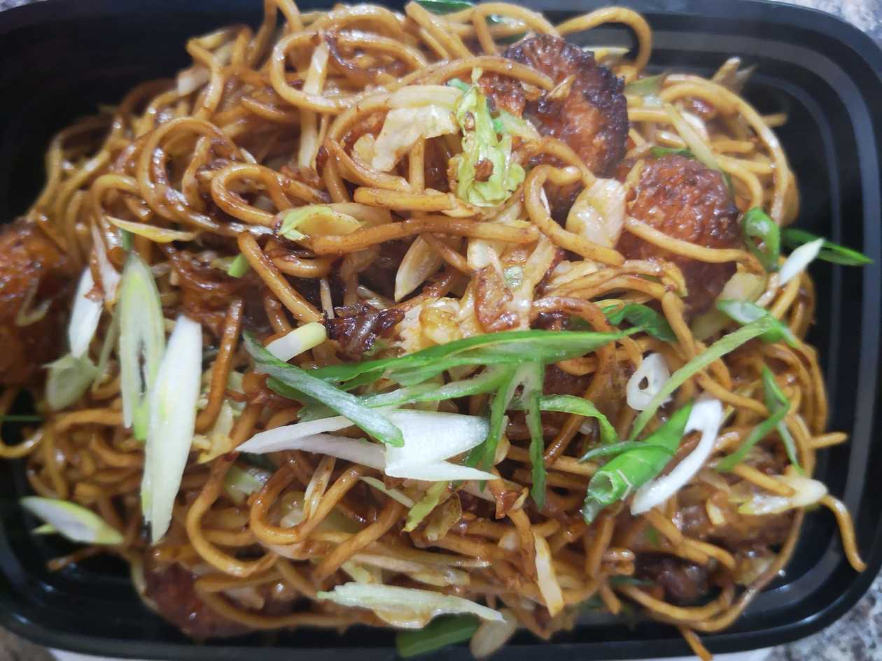 Veg Hakka Noodles
