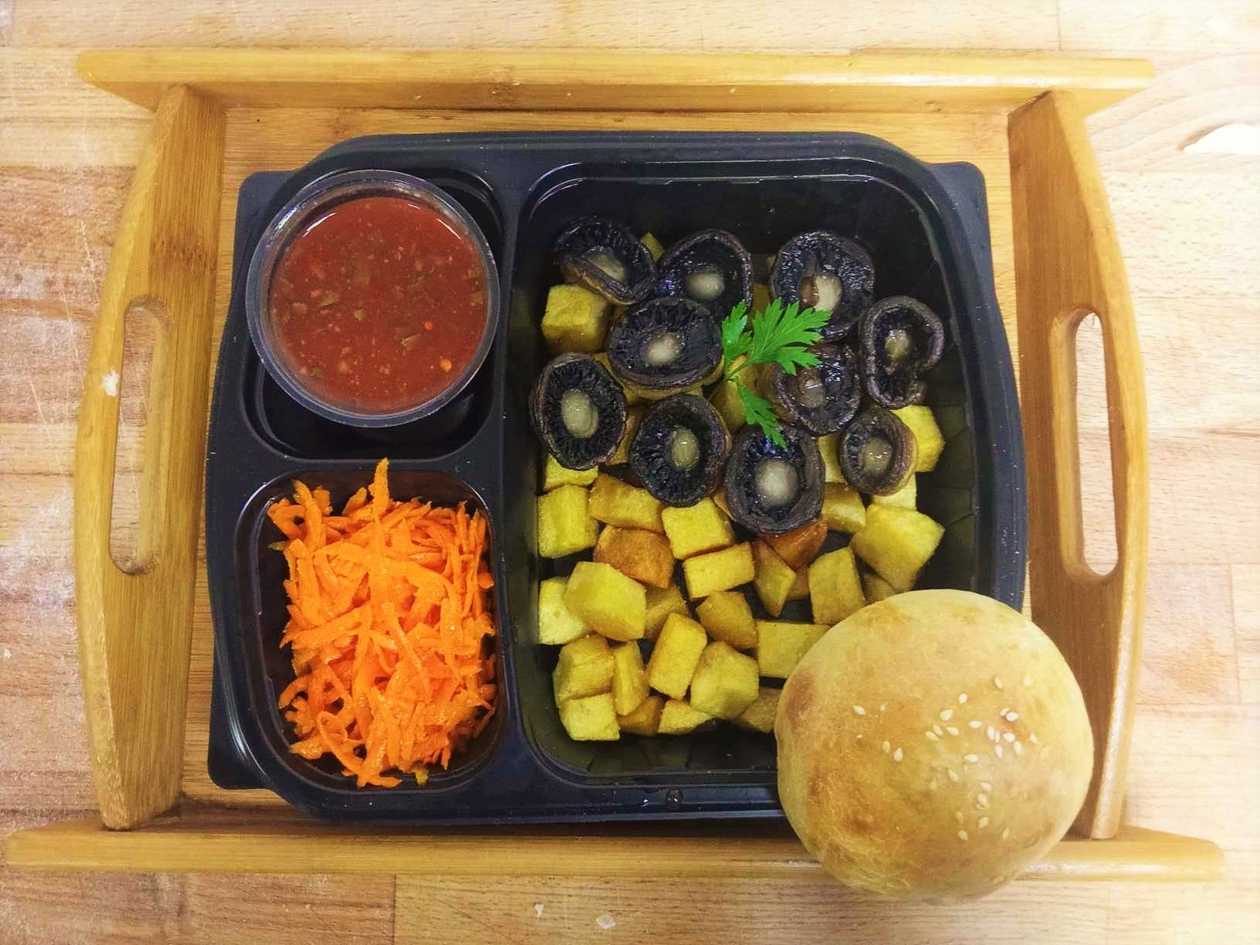 Grilled Mushrooms with Family Fries