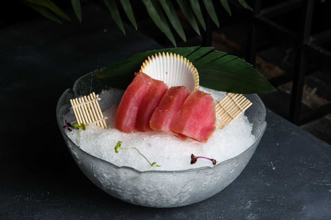 Tuna sashimi