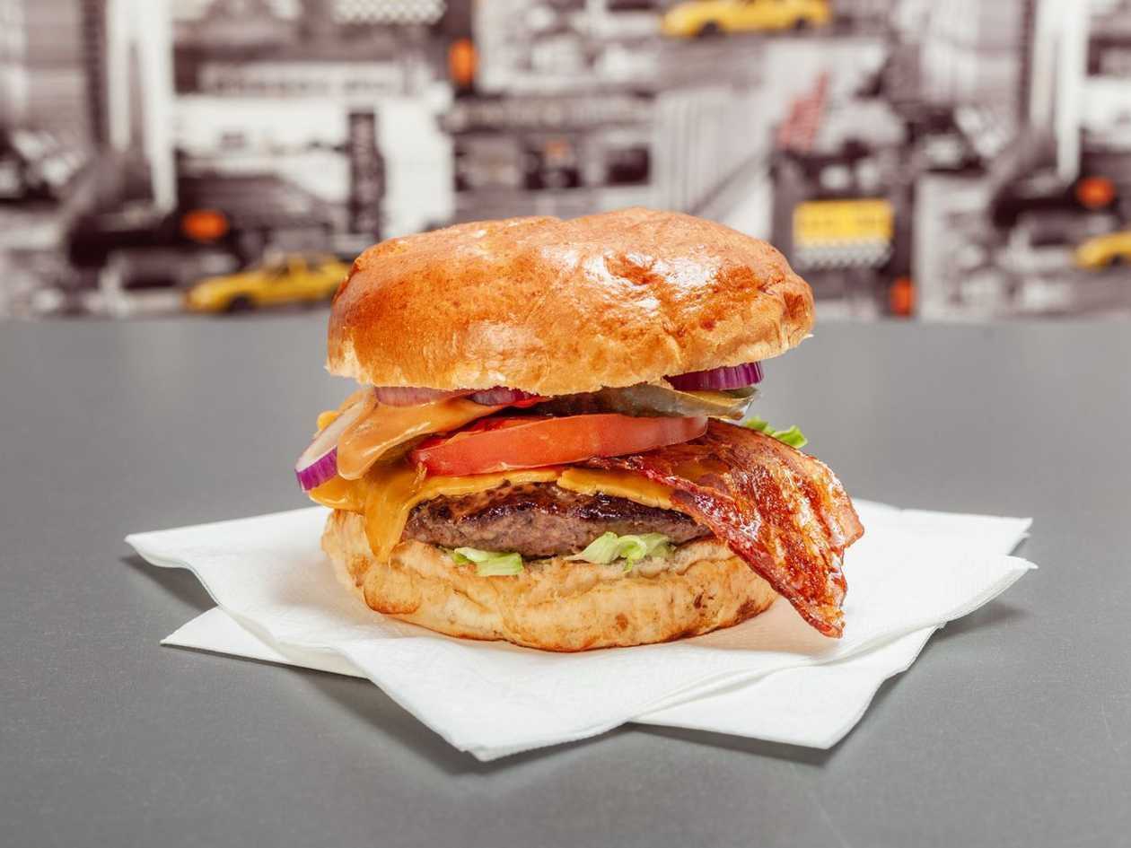 Double Bekon Cheese Burger