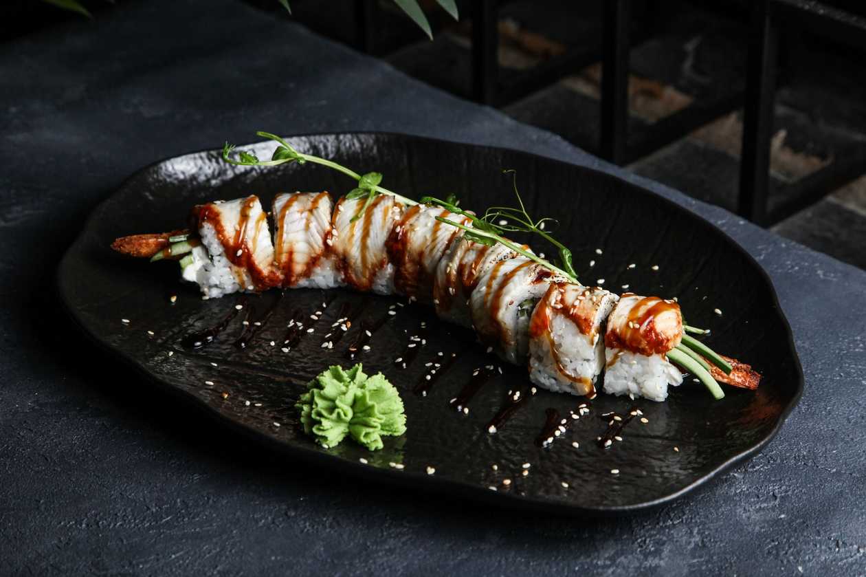 Dragon roll