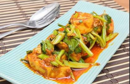 vegetarian beef with green curry thai*(bò sốt cả ri xanh thai)