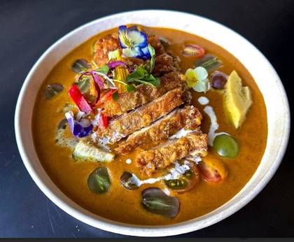 Red curry with duck