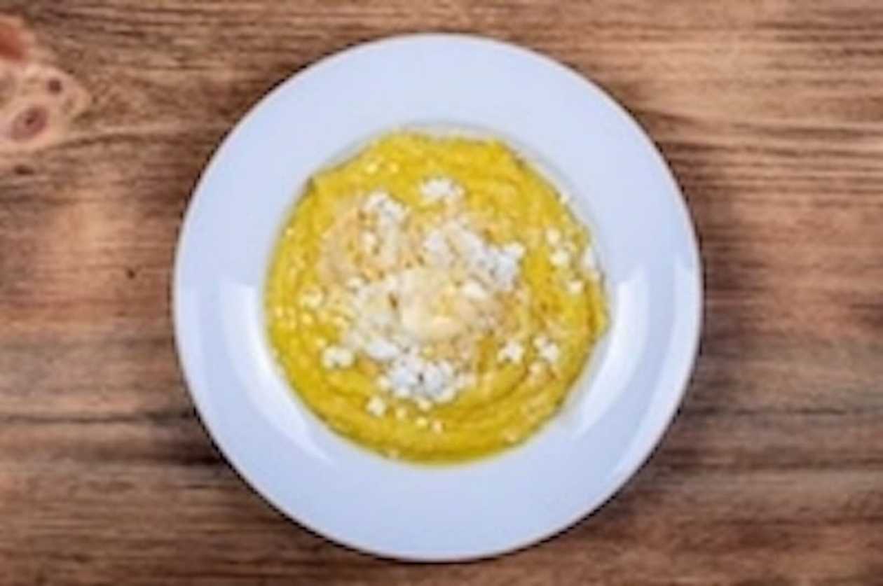 Polenta with cottage cheese and sour cream