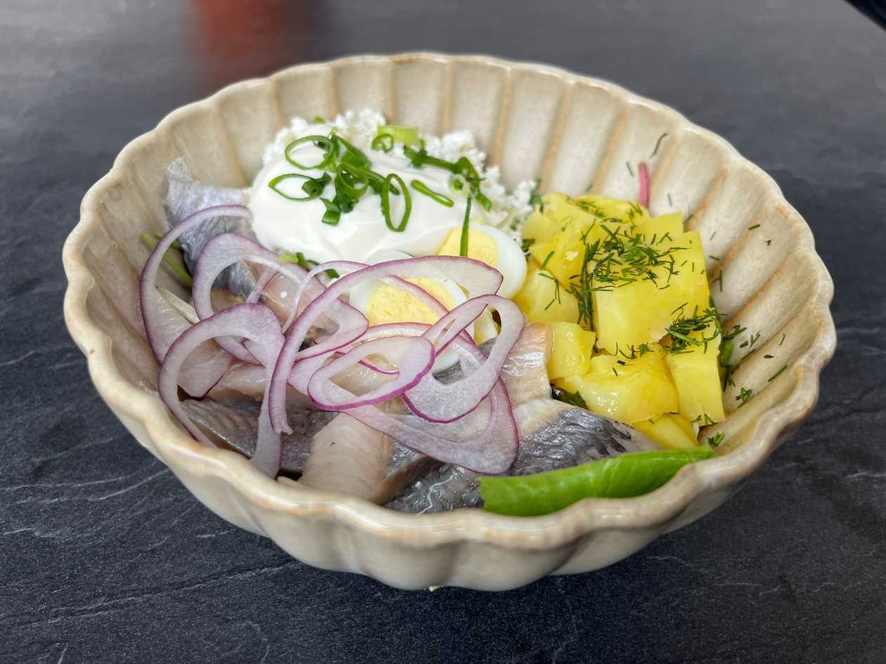 Herring with cottage cheese, quail egg and boiled potatoes