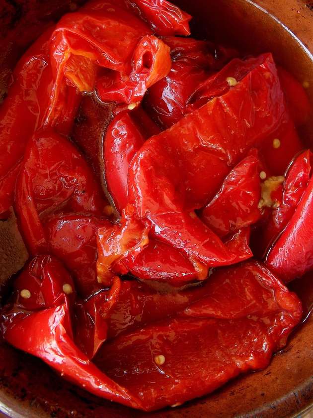 Baked kapia peppers salad