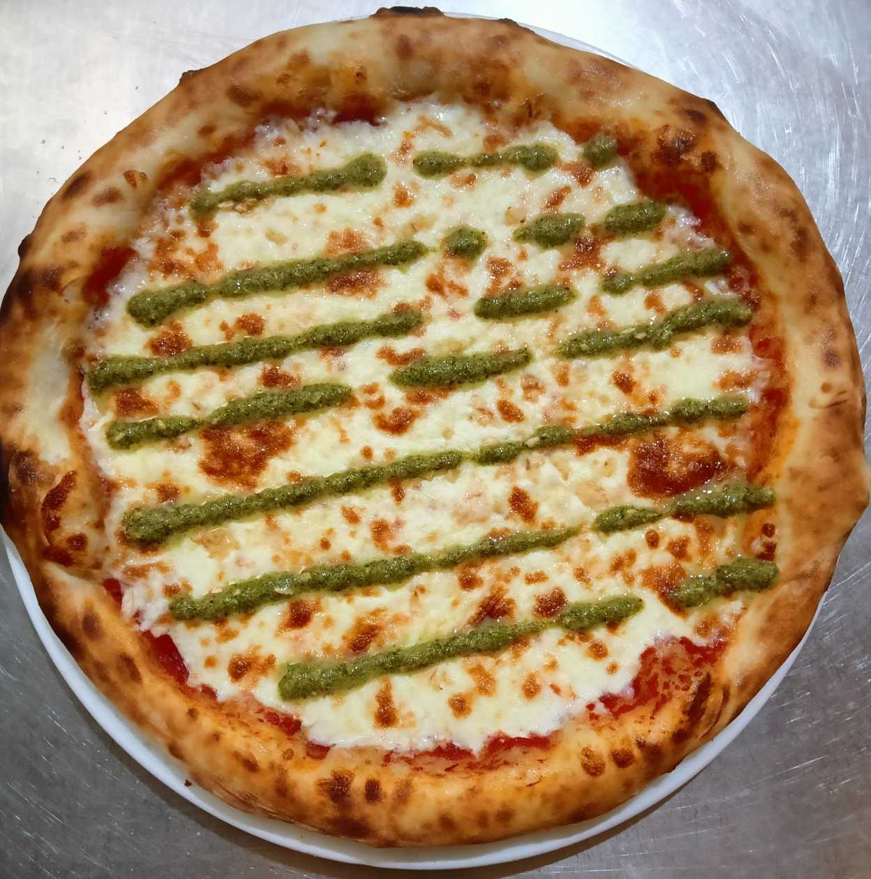 🎁 2-for-1 Pesto Pizza
