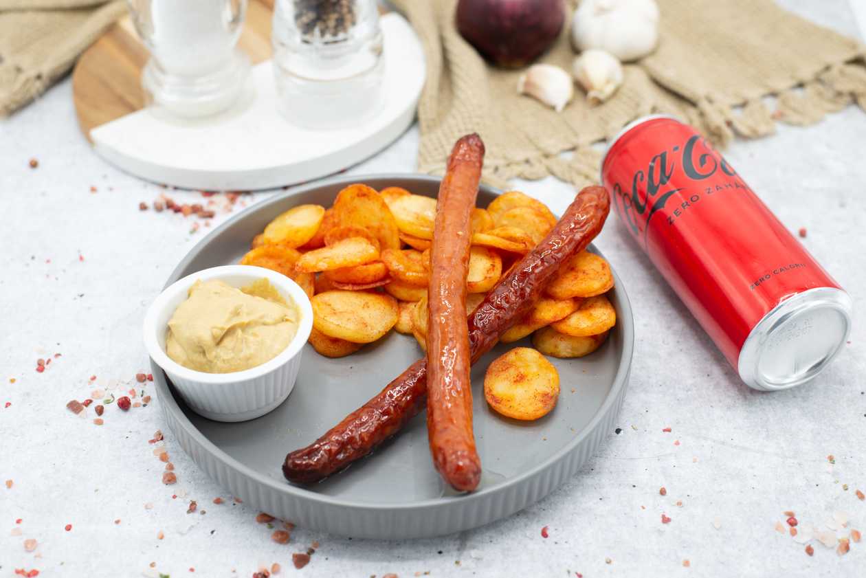 Grilled sausages,Coca Cola zero