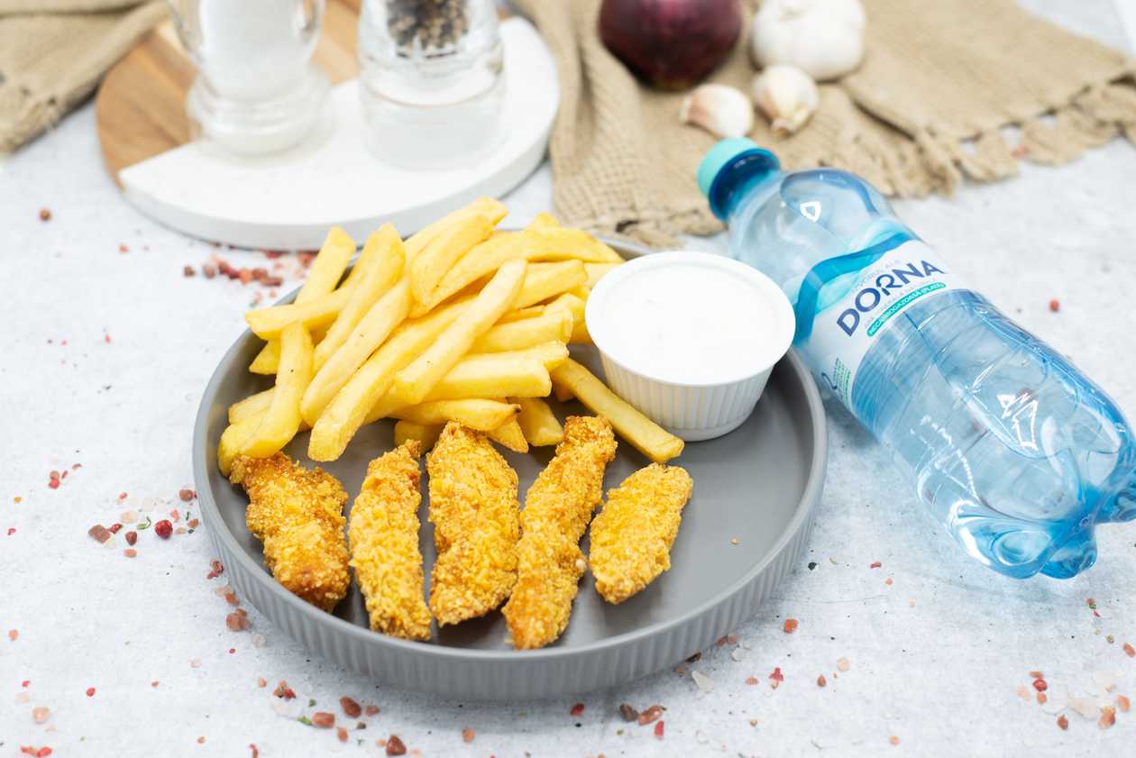 Chicken fingers,apa plata