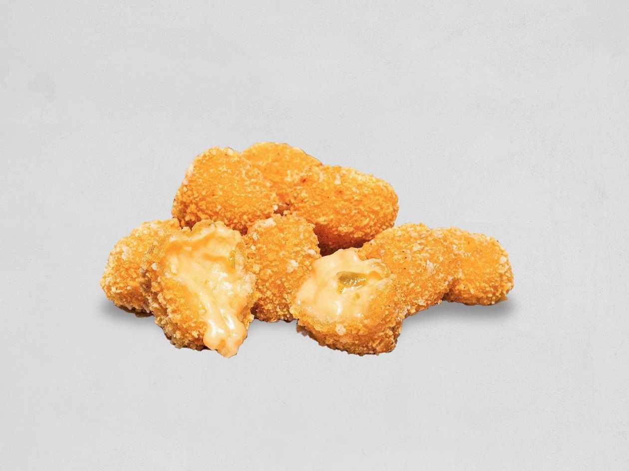 Bolinhas de queijo e jalapeño