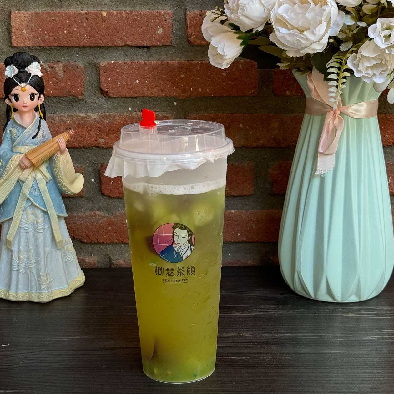 Grape Juice Jasmine Tea (700Ml)