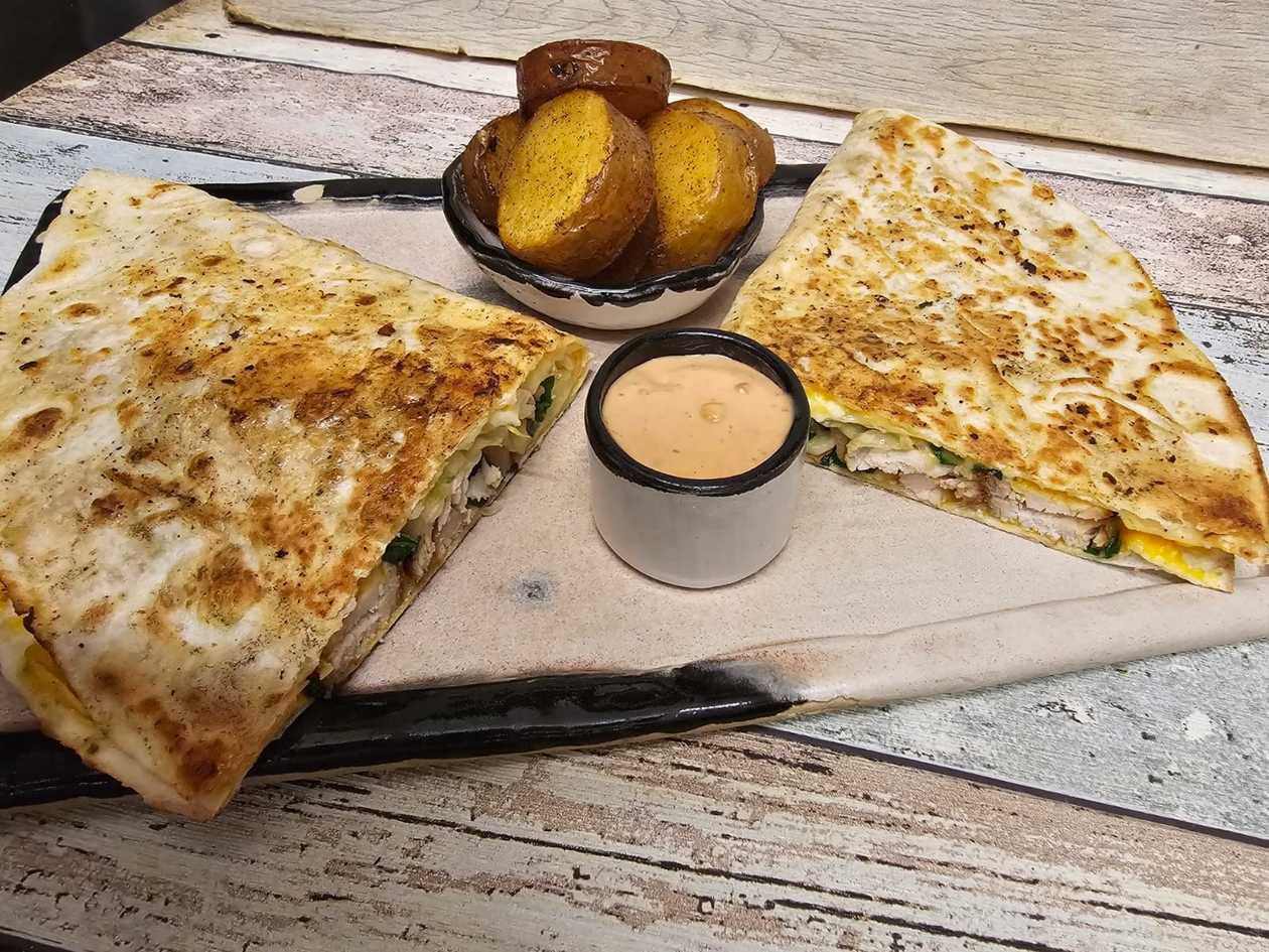 Quesadilla with chicken