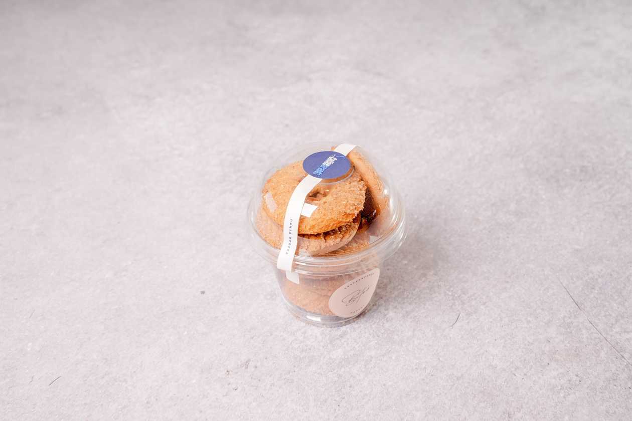 Cinnamon Biscuit