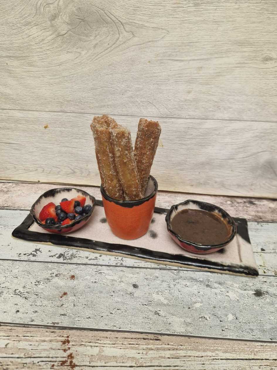 CHURROS WITH HOT CHOCOLATE AND FRESH FRUIT