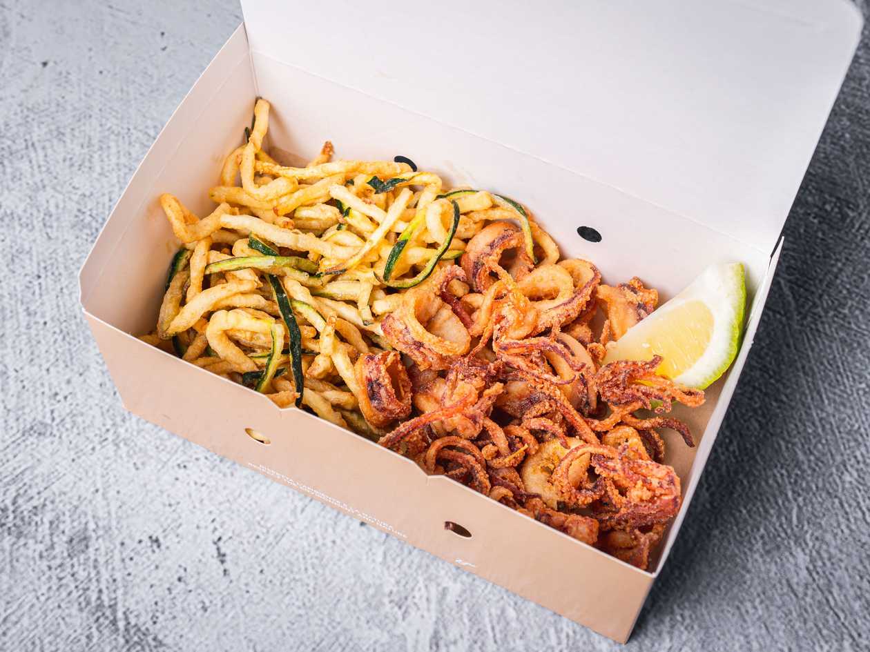 Frittura Di Calamari E Zucchine Julienne (Mixed Fried Squid and Julienne Zucchini)