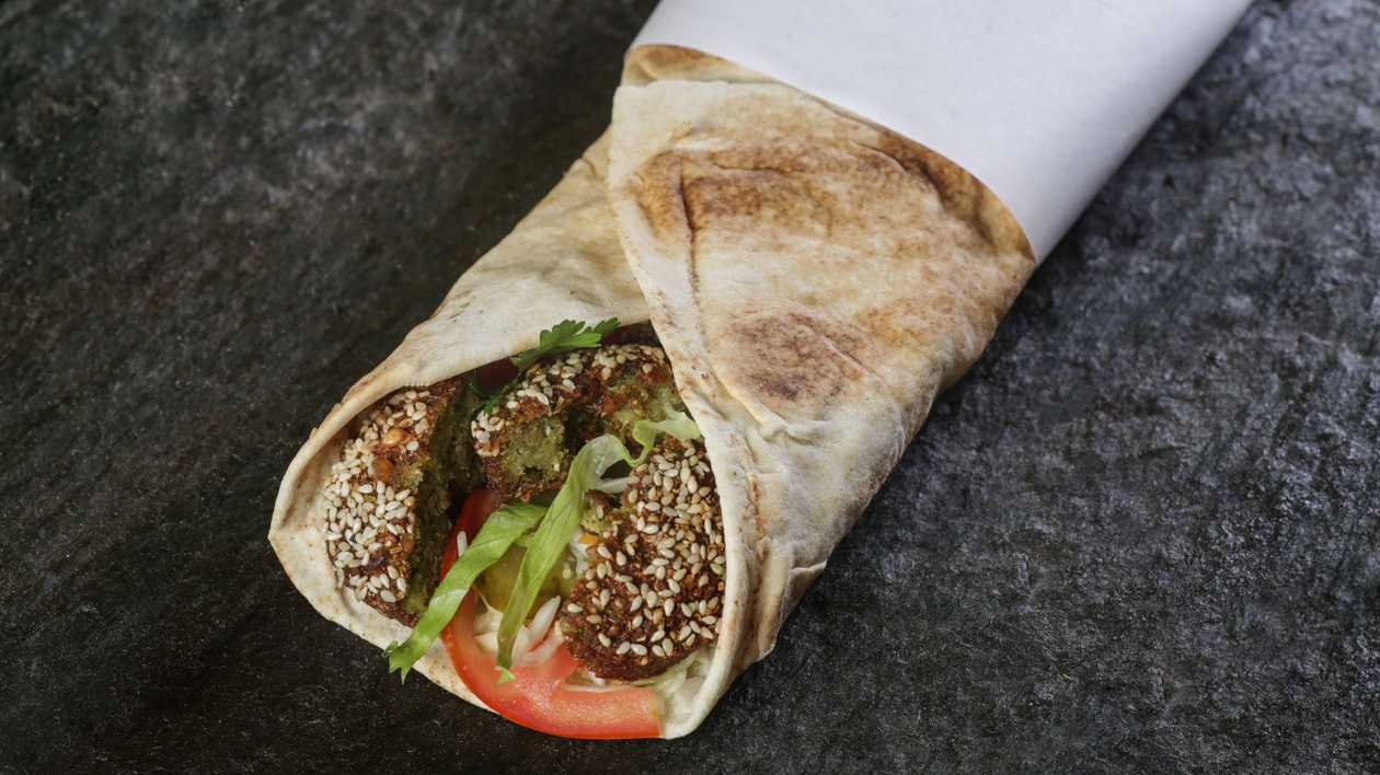 Falafel shawarma flatbread