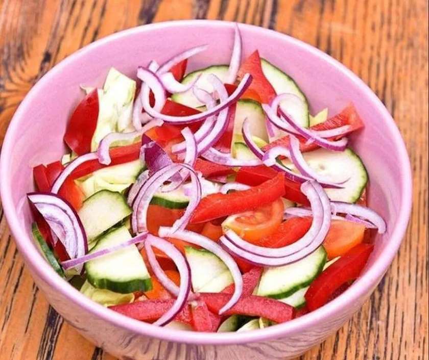 Salată asortată