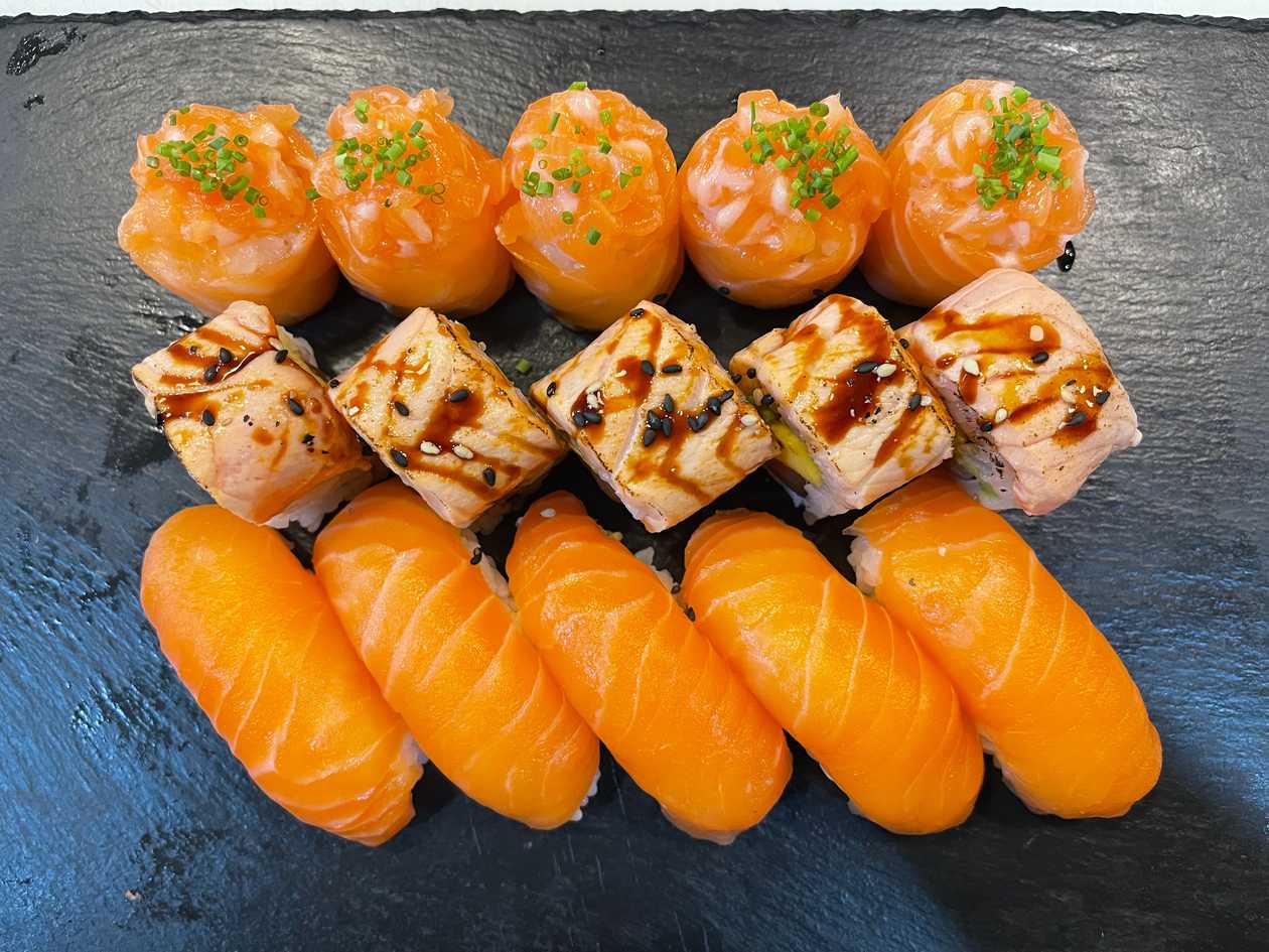 Nigiri. Gunkan. Californiana braseado