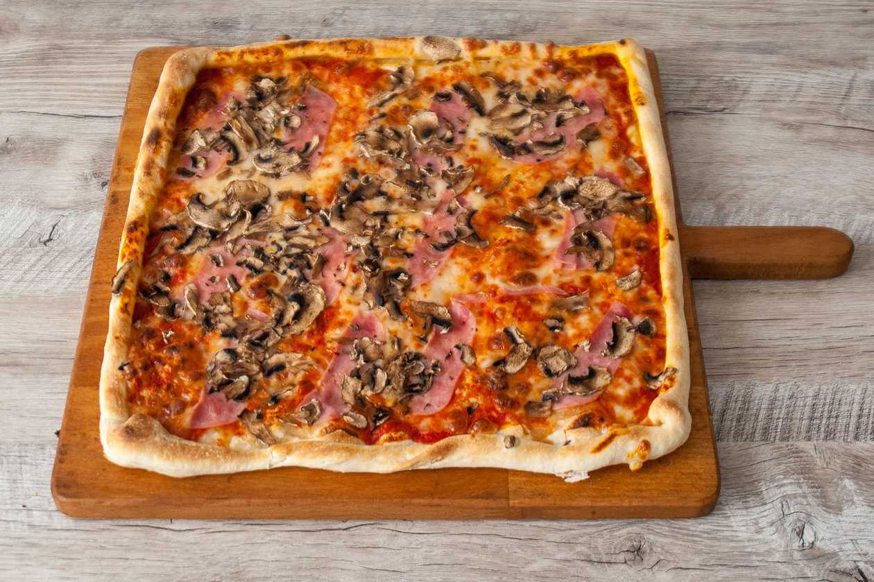 Prosciutto Funghi