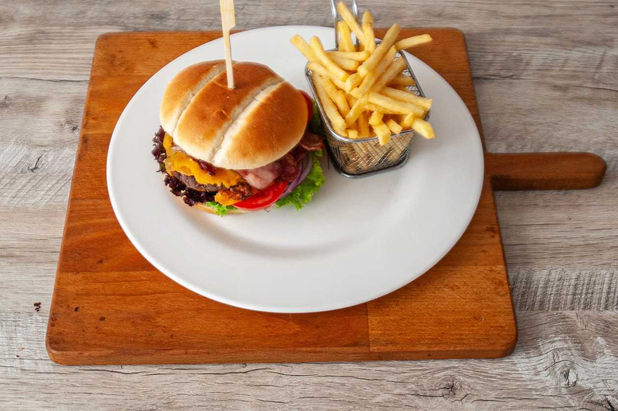 PULLED PORK BURGER