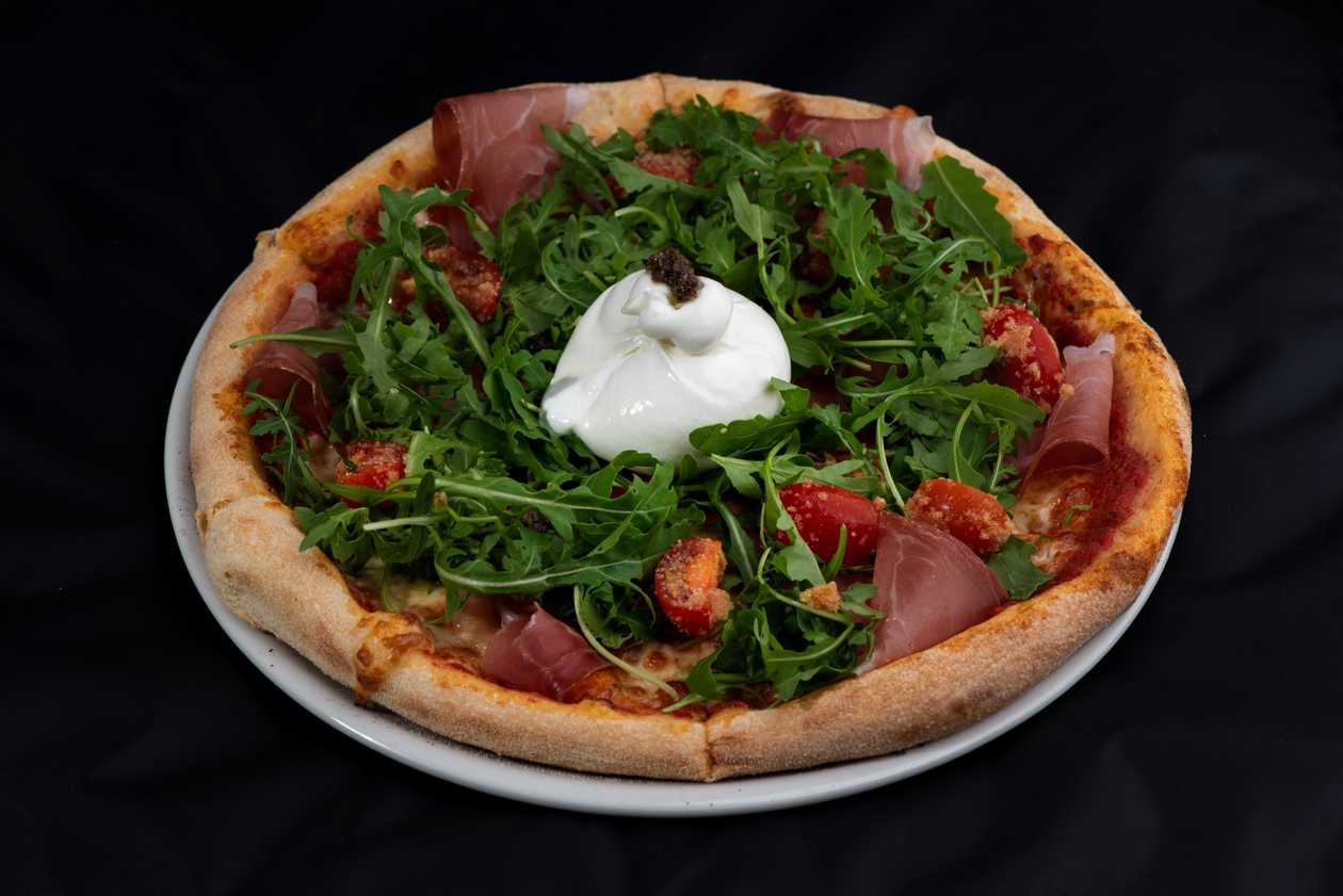 Burrata pizza