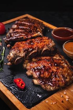 Фірмові соковиті реберця BBQ