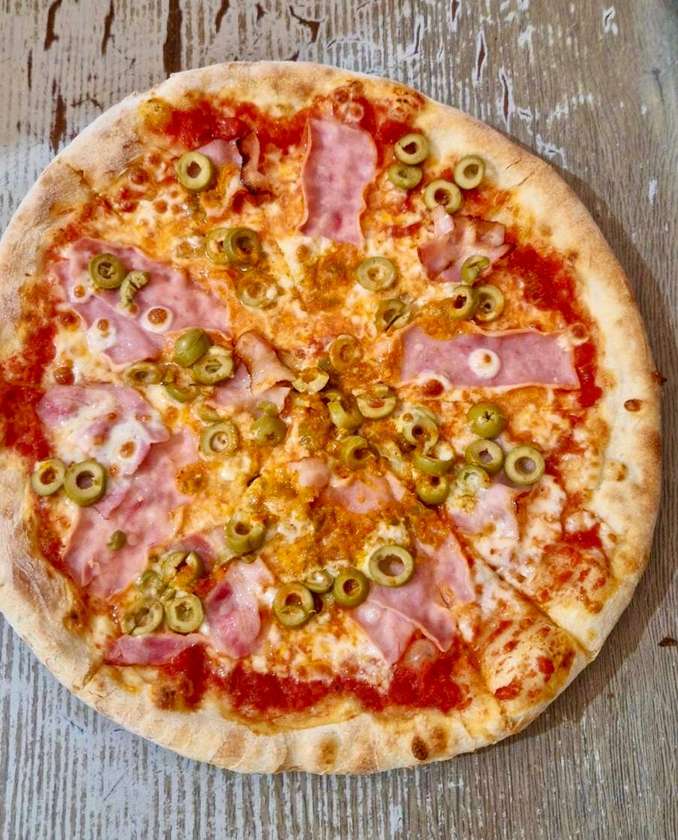 Pizza Tosca