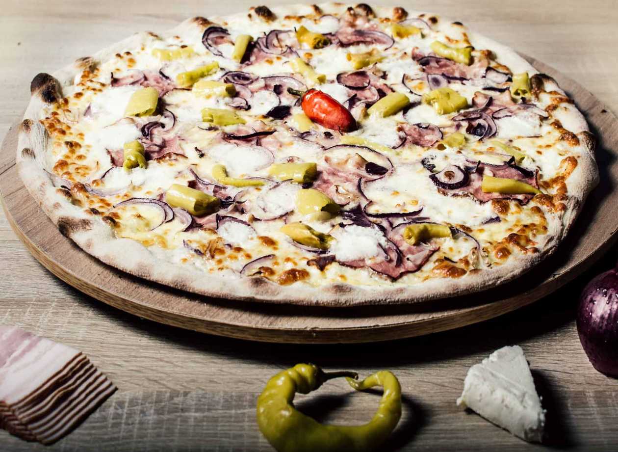 Pizza Bryndzová