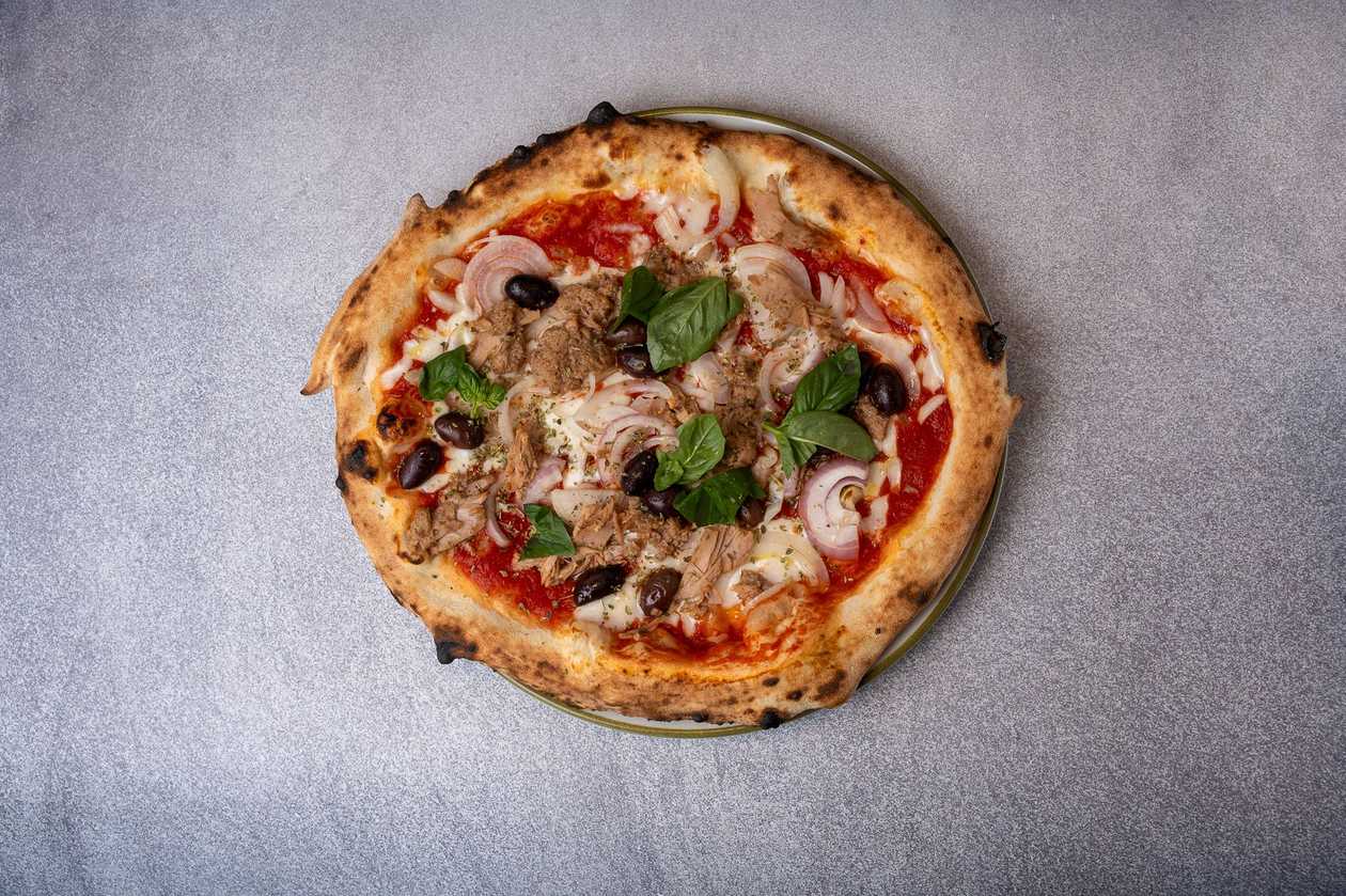 Tonnata Pizza