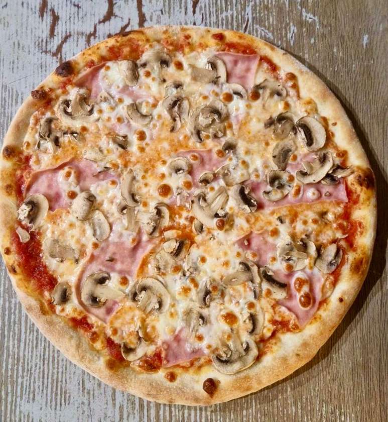 Pizza Prosciutto e Funghi. (450g) A/1,7