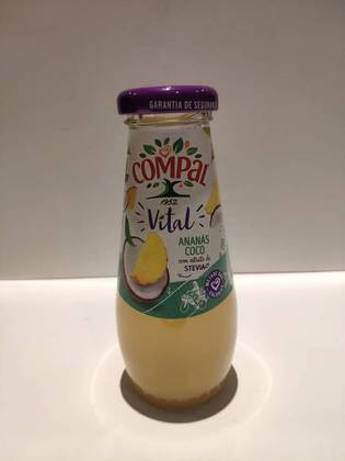 Pineapple and Coconut Compal